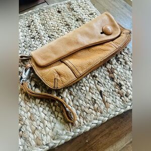 Buttery soft Tan Leather Wristlet Clutch by FOSSIL! Great condition!